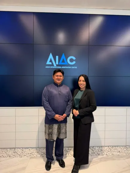 THÚC ĐẨY CƠ HỘI HỢP TÁC GIỮA AIAC, HCCAA VÀ VLCAC TRONG LĨNH VỰC TRỌNG TÀI THƯƠNG MẠI - PROMOTING COOPERATION OPPORTUNITIES BETWEEN AIAC, HCCAA AND VLCAC IN COMMERCIAL ARBITRATION